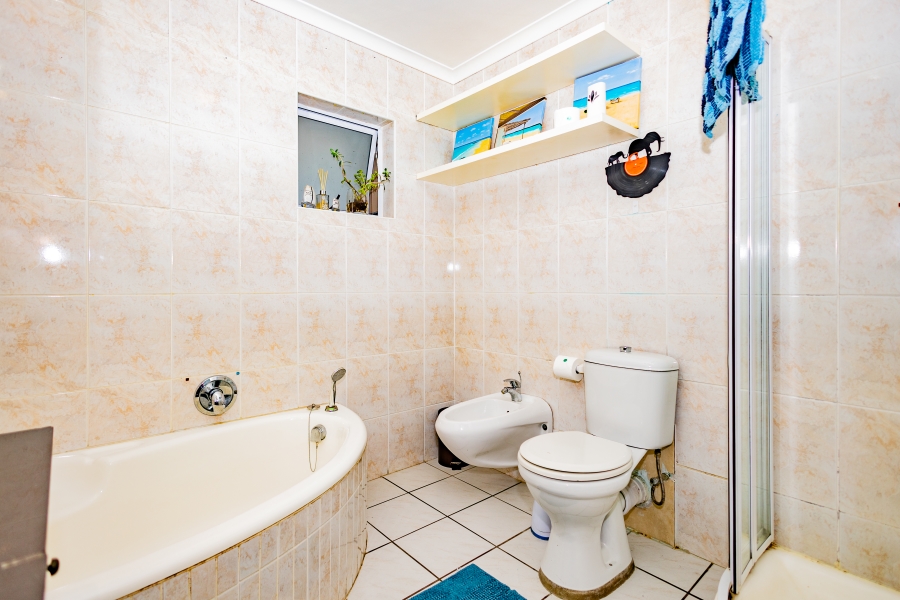 13 Bedroom Property for Sale in Sunset Beach Western Cape